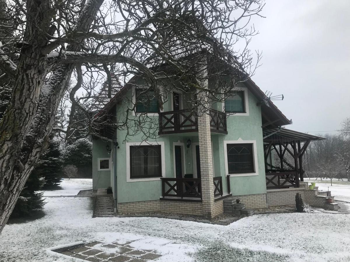 Balaton Garden Appartement Balatongyörök Buitenkant foto