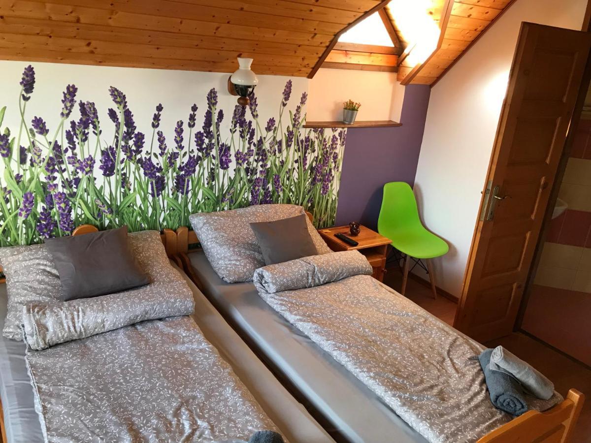 Balaton Garden Appartement Balatongyörök Buitenkant foto